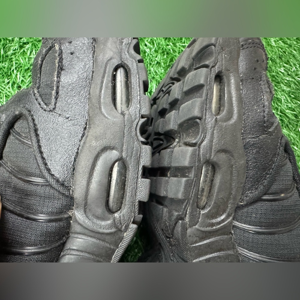 AIR MAX TAILWIND 4 GS 'TRIPLE BLACK' Size 6.5Y - Picture 7 of 9